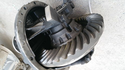 宇通與海格客車關鍵配件解析 主減總成盆角齒主從動齒輪的技術與應用