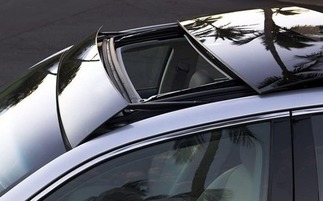 汽車天窗的隱藏妙用，連老司機都可能不知道！